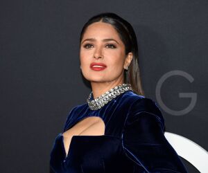 Salma Hayek wird mit Angelina Jolie für «Without Blood» zusammenarbeiten.