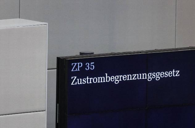 Bild Brennpunkt: Streit um die Migration - ARD