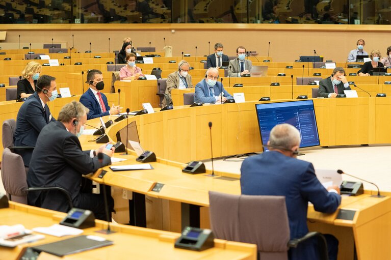 Снимка 12: 2nd Western Balkans speakers' Summit - AFET Committee in association with the EP Standing delegations for the Western Balkans, with the Speakers of the Western Balkans parliaments