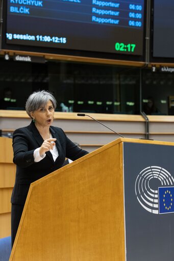 Foto 49: EP Plenary session - Joint debate - 2019-2020 Progress reports on Albania, Kosovo, North Macedonia and Serbia