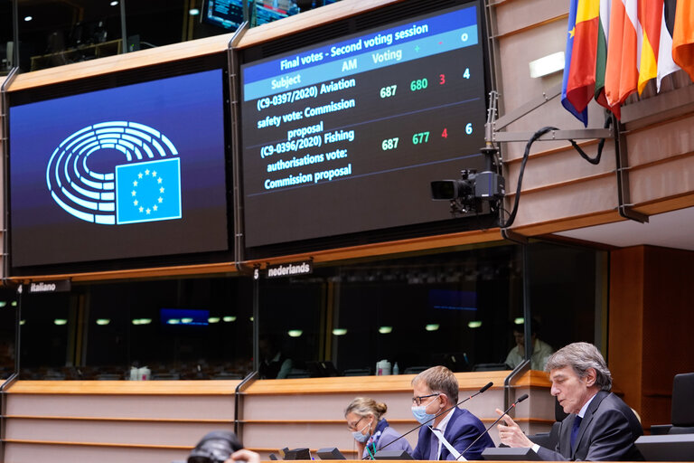 EP  plenary session - Signing ceremony of the General budget 2021 of the European Union