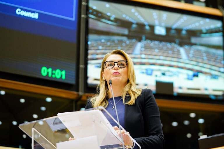 EP Plenary session - 70th anniversary of the Schuman Declaration: Opening statements by Council and Commission