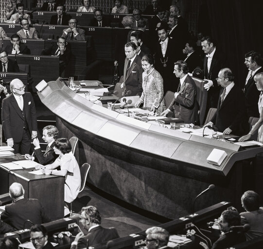 Simone VEIL chairing the first sitting of the European Parliament elected by direct universal suffrage in Strasbourg.