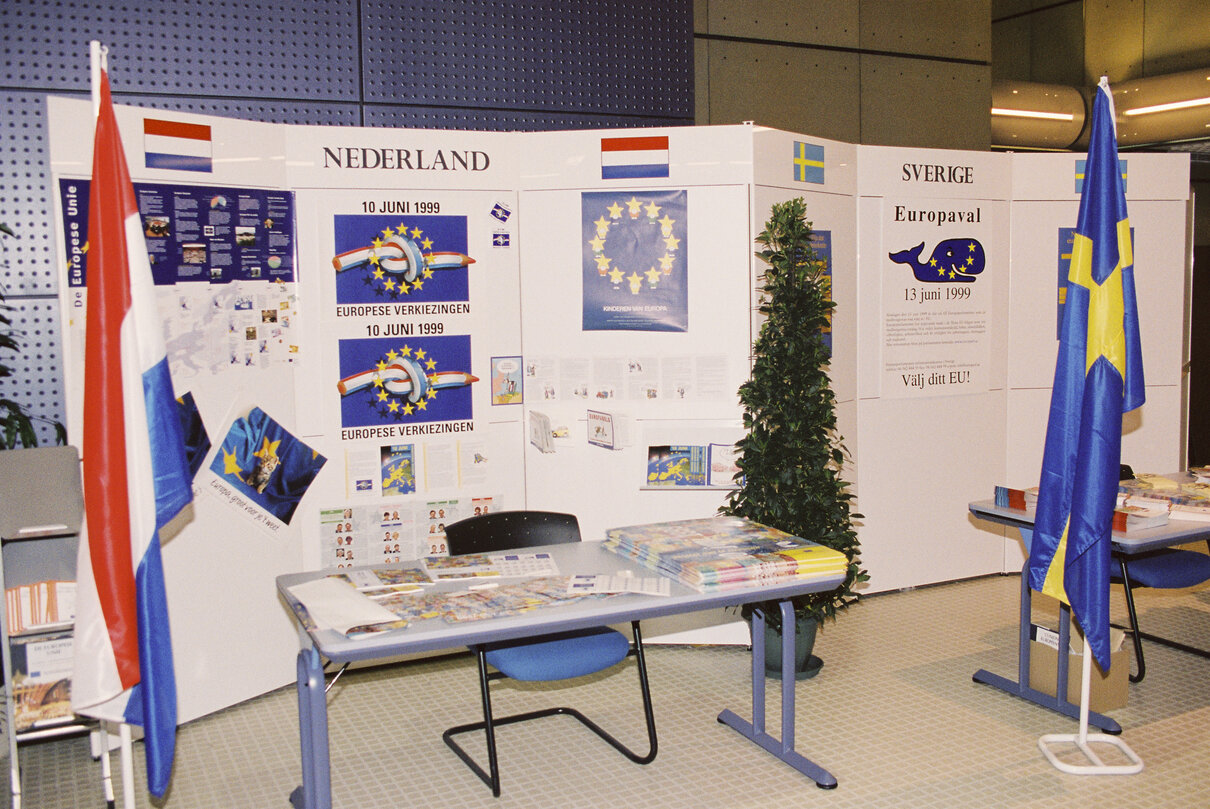 Information stands in Strasbourg for the upcoming European election of June 1999