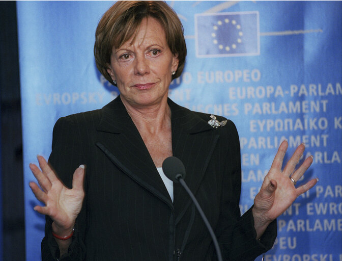 Press conference by the Commissioner designate for Competition following her hearing by the EP.