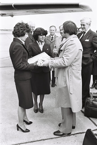 Nuotrauka 1: United Kingdom MEPs arriving at the airport in Strasbourg