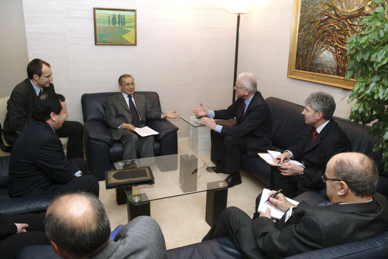 Hans Gert POETTERING - EP President meets with Abdalwahab Abdallah, Minister of Foreign Affairs of Tunisia, in Brussels