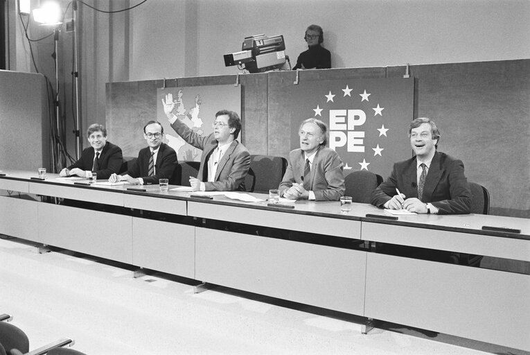 Recording of a TV debate in December 1988