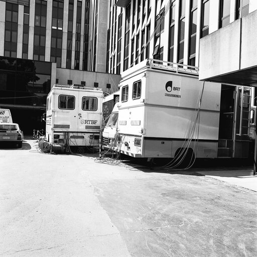 RTBf truck in front of the European Parliament during European Elections 1989