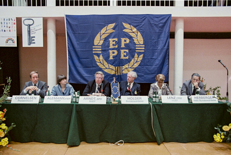 Political event in Bonn, Germany, with MEPs Rudi ARNDT,  Mechthild von ALEMANN and Marlene LENZ in connection with the European elections of June 17, 1984