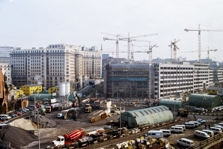 Outside view of the EP Building during its construction in Brussels