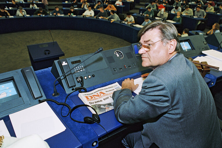 Test plenary session with youngsters - Simulation of the EP president election