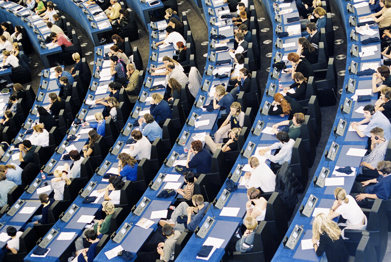 Test plenary session with youngsters - Simulation of the EP president election