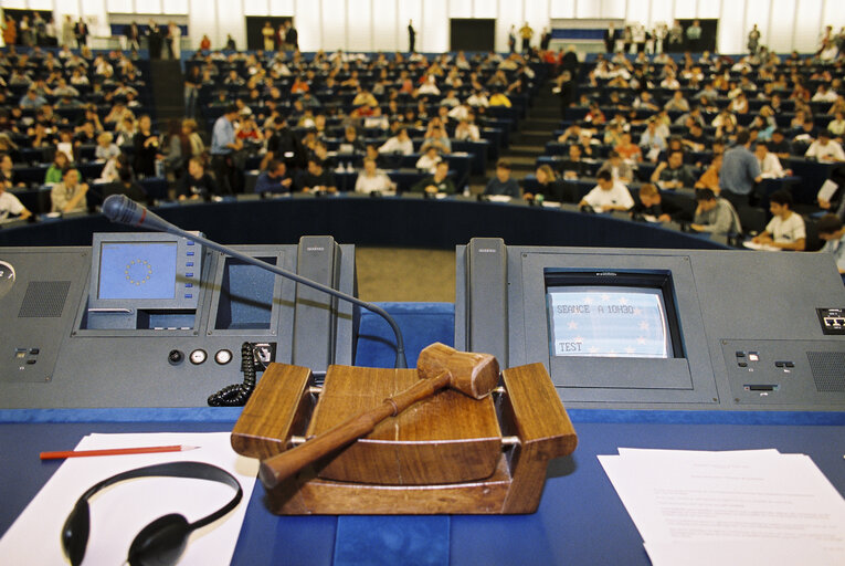 Test plenary session with youngsters - Simulation of the EP president election