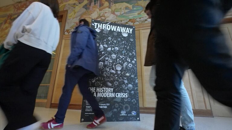 Exhibition on ”Throwaway – The history of a modern crisis”: illustrative shots of the exhibition and statement by Michal ŠIMEČKA (Renew, SK), EP Vice-President