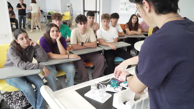 Infoclip: laboratories to enhance students' skills in Science, Technology, Engineering and Maths (STEM) – Recovery and Resilience Facility - Brindisi (Italy)