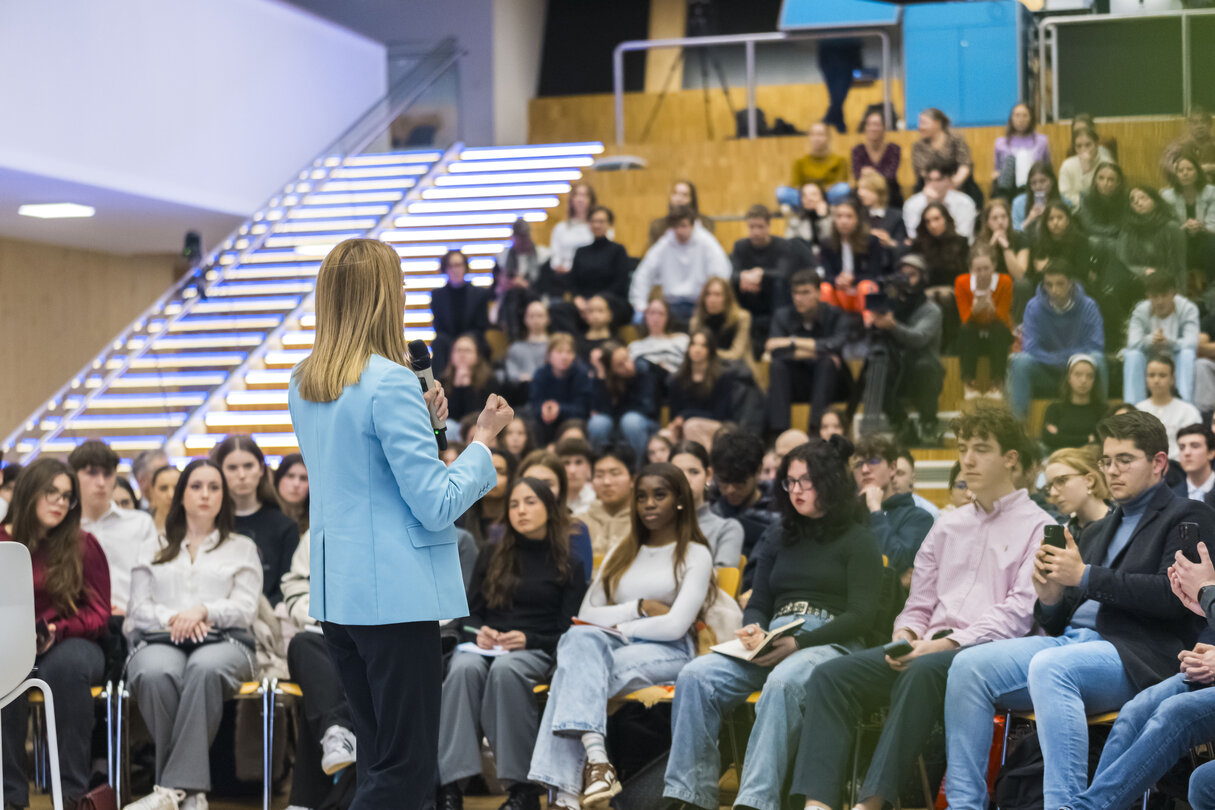 Official visit by Roberta METSOLA, EP President to Luxembourg - Townhall Discussion with Young People