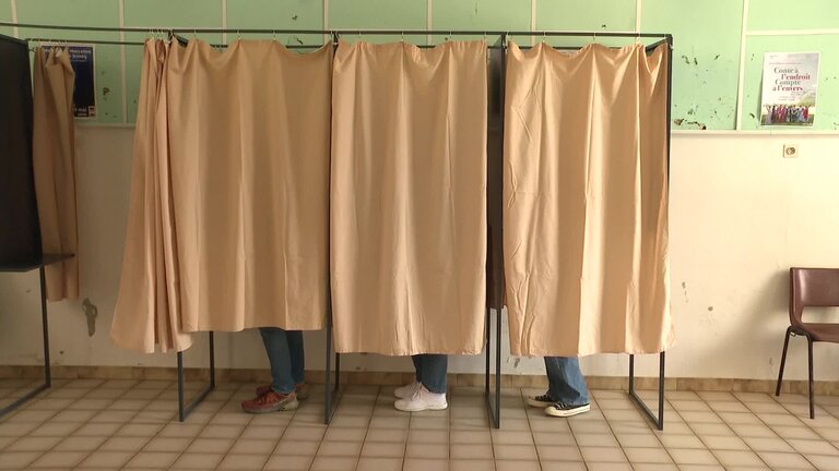 European elections 2024 - Ambiance shots of polling stations in Chartres (France)