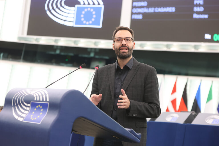 Photo 15: EP Plenary session - Commission statement - The extreme wildfires in Southern Europe, in particular Portugal and Greece and the need for further EU climate action on adaptation and mitigation