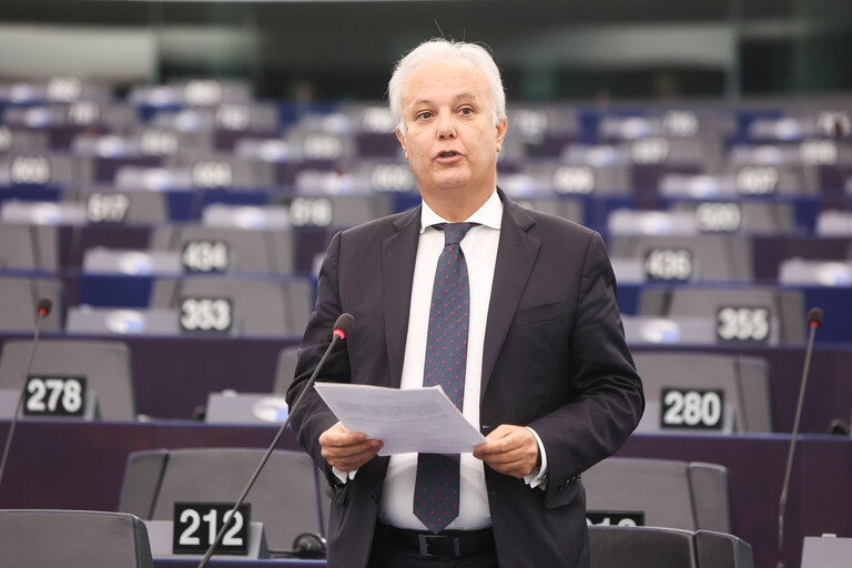 Photo 5: EP Plenary session - Commission statement - The extreme wildfires in Southern Europe, in particular Portugal and Greece and the need for further EU climate action on adaptation and mitigation