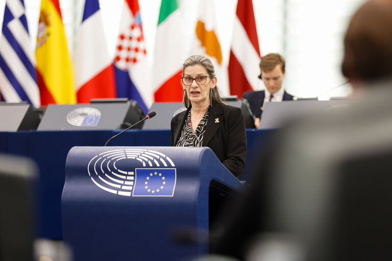 Foto 16: EP Plenary session - Commission’s plans to include the revision of the outstanding proposals on animal welfare in its work plan for 2025