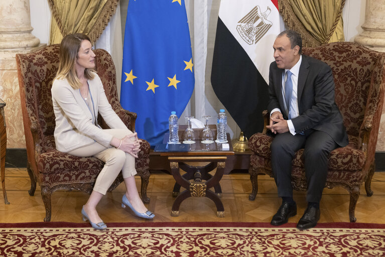 Valokuva 3: Official visit by Roberta METSOLA, EP President, to Cairo (Egypt) - Meeting with Badr Ahmed Mohamed ABDELATTY, Egyptian Minister for Foreign Affairs