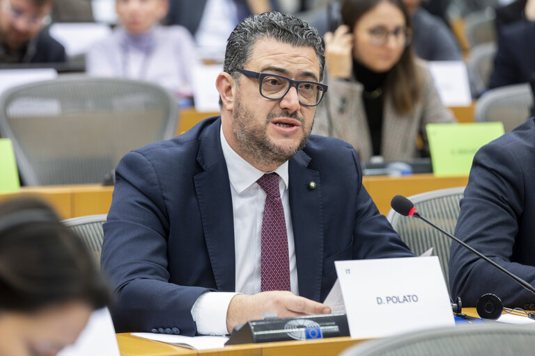 Fotografia 16: INTA - Exchange of views with Maroš ŠEFCOVIC, Commissioner for Trade and Economic Security, Interinstitutional Relations and Transparency, on the trade aspects of the EU-Mercosur Agreement