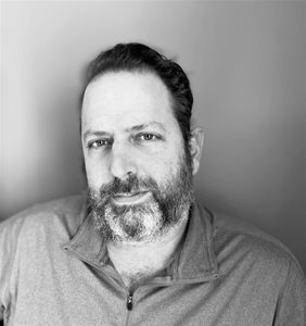 head shot of Brad Bernstein