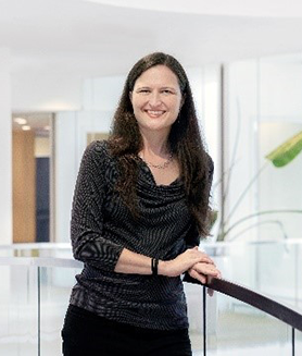 Headshot of Dr. Anne Carpenter.