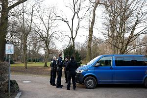 22.01.2025, Aschaffenburg, policja na miejscu ataku noownika, ktry zabi dwie osoby