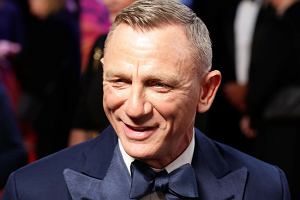 Anglicy postawili na okrelenie muchy zwizane z kokardk (bowtie). Na zdjciu: Daniel Craig w muszce, a raczej zawizanej kokardce, na 66. Festiwalu Filmowym w Londynie.