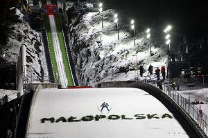 SKI-JUMPING/