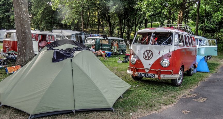 Dovolená jinak. Co si pořádně zakempovat?