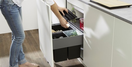 Rubbish sorting in the kitchen with BLANCO waste separation systems