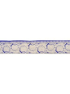 Surf-the-Web Wide Border with Embroided Flowers