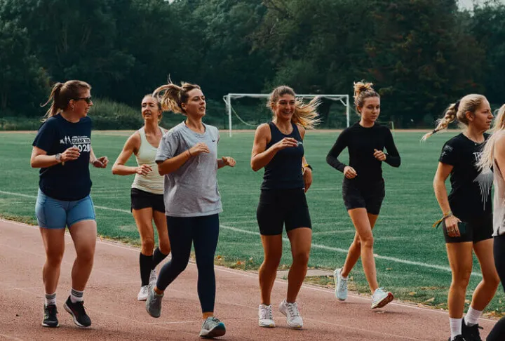 Girls running a marathon.