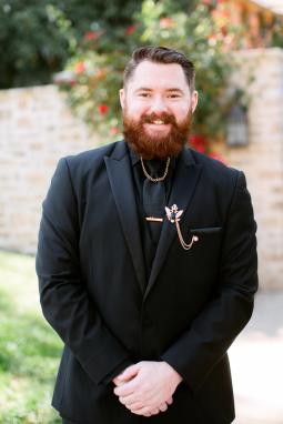 Black Peak Lapel Tuxedo - Image by Anna Delores Photography