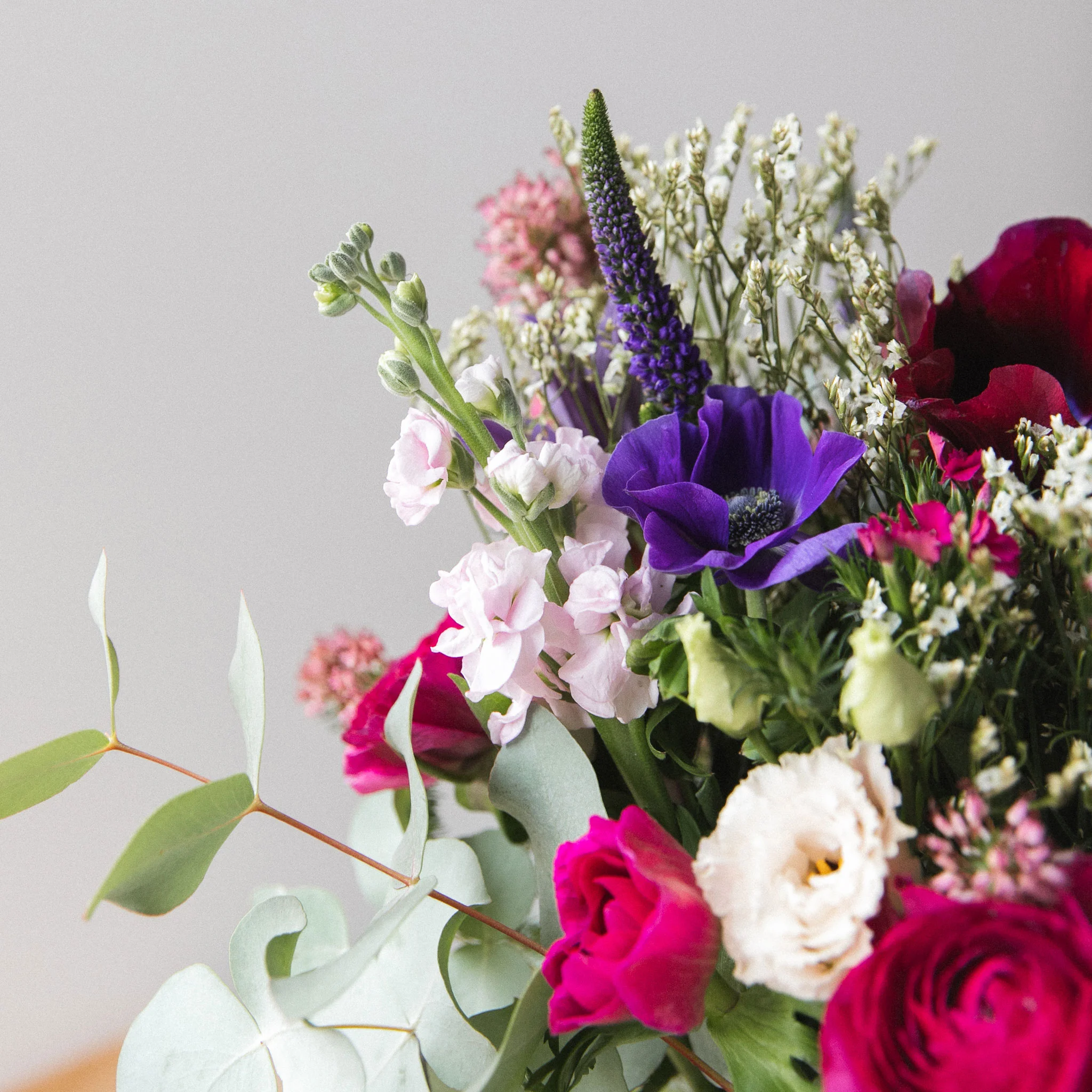 Livraison de fleurs Nanterre et proximité, par Les Jardins Fleuris, artisan fleuriste