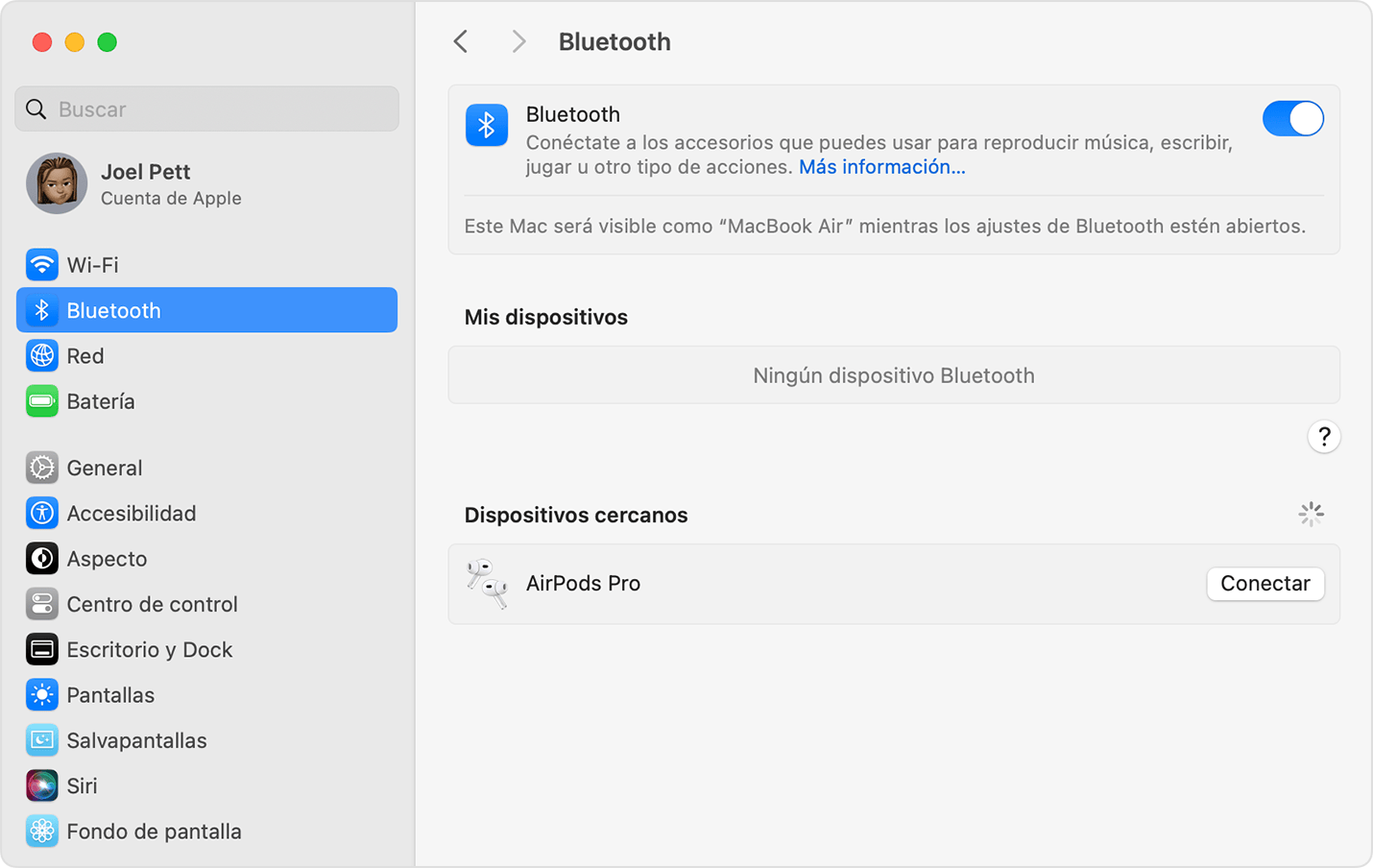 Ajustes de Bluetooth en Ajustes del Sistema en macOS que muestra unos AirPods Pro listos para conectarse