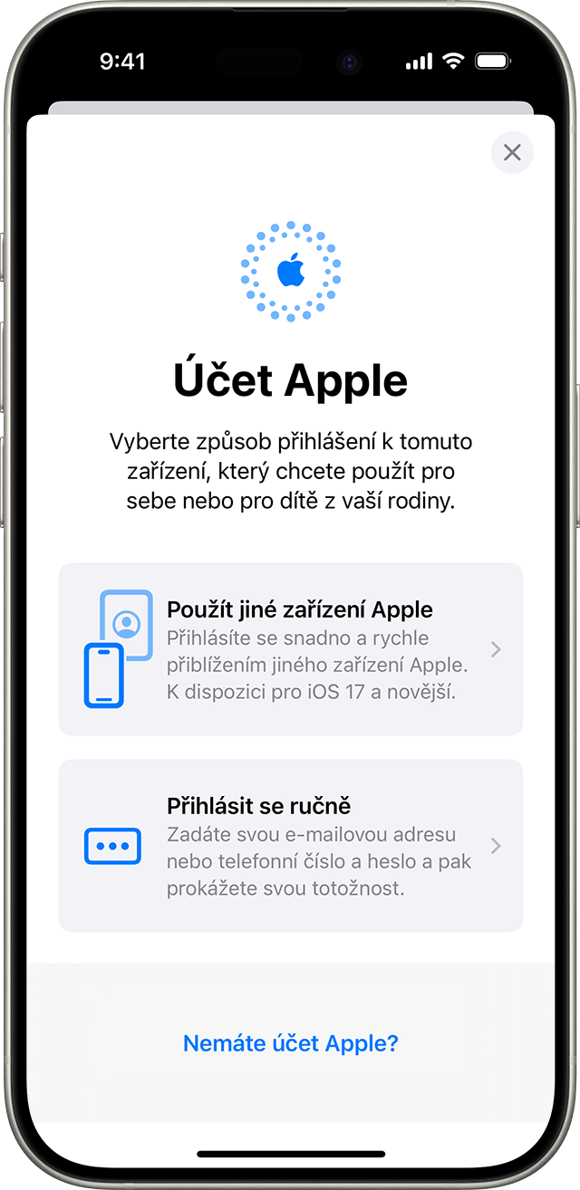 V Nastaveních iPhonu se můžete ručně přihlásit svým účtem Apple nebo pomocí jiného zařízení Apple.