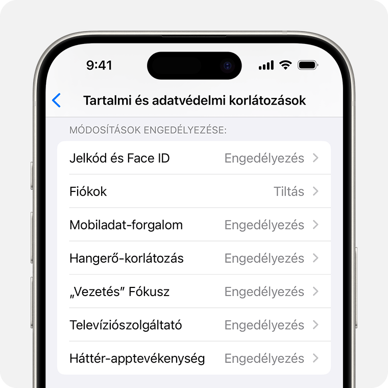Egy iPhone, amelyen a Tartalmi és adatvédelmi korlátozások funkció látható.