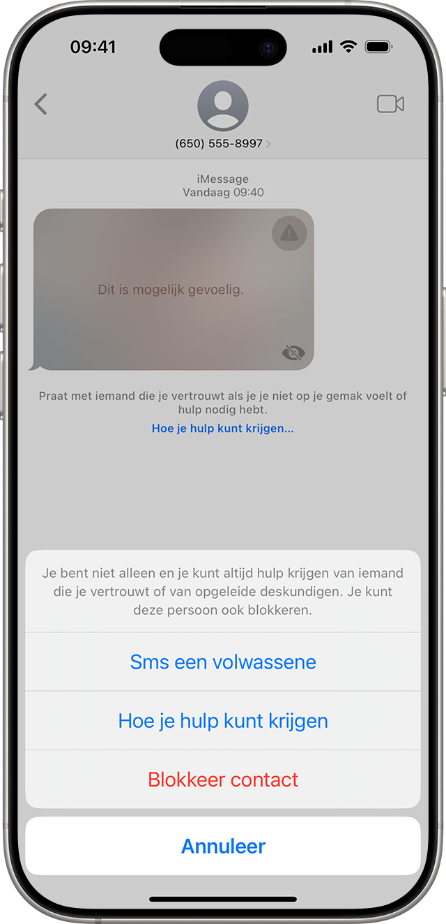 Wanneer je kind een afbeelding of video ontvangt die naaktheid lijkt te bevatten, vervaagt Communication Safety het bericht en biedt het hulp.