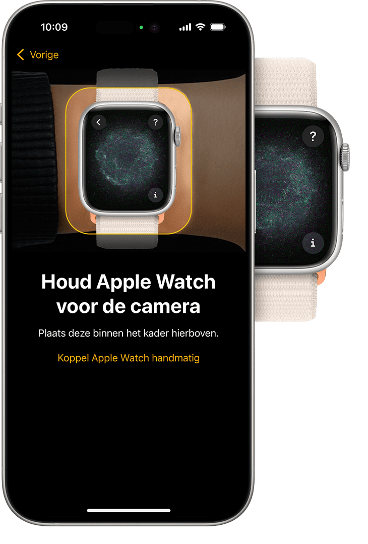 De iPhone ligt naast de Apple Watch tijdens het koppelen