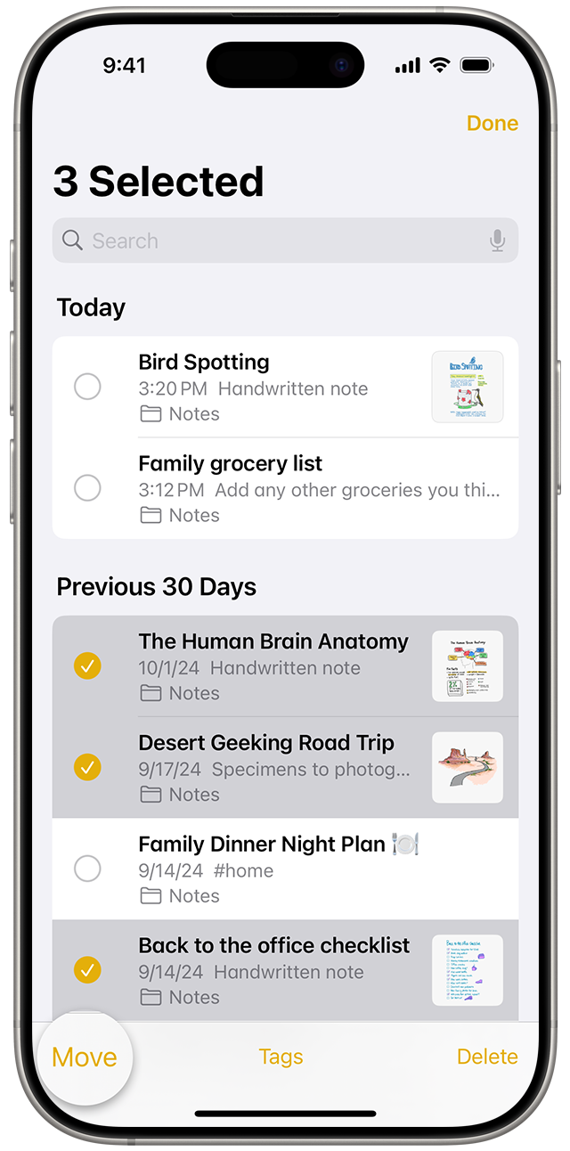 Ak chcete presunúť poznámky do rôznych priečinkov, prejdite do zoznamu Poznámky a klepnite na poznámky, ktoré chcete presunúť.