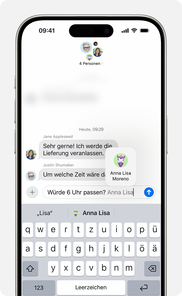 Ein iPhone, das zeigt, wie eine Erwähnung in einer Textnachricht gesendet wird. Gib @ gefolgt von dem Namen der Person ein.