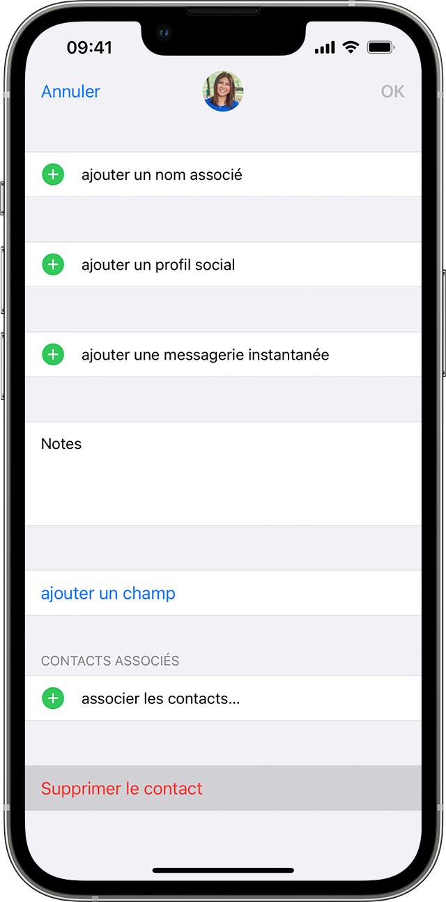 Écran d’iPhone montrant l’option de suppression d’un contact