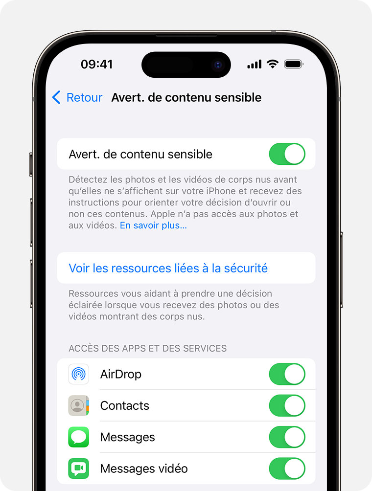 Dans les réglages Confidentialité et sécurité de l’iPhone, vous pouvez activer Avertissements relatifs au contenu sensible et choisir les apps dans lesquelles vous souhaitez activer les protections.