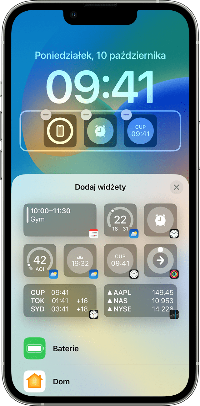 Ekran iPhone’a pokazujący sposób dodawania widżetów do ekranu blokady