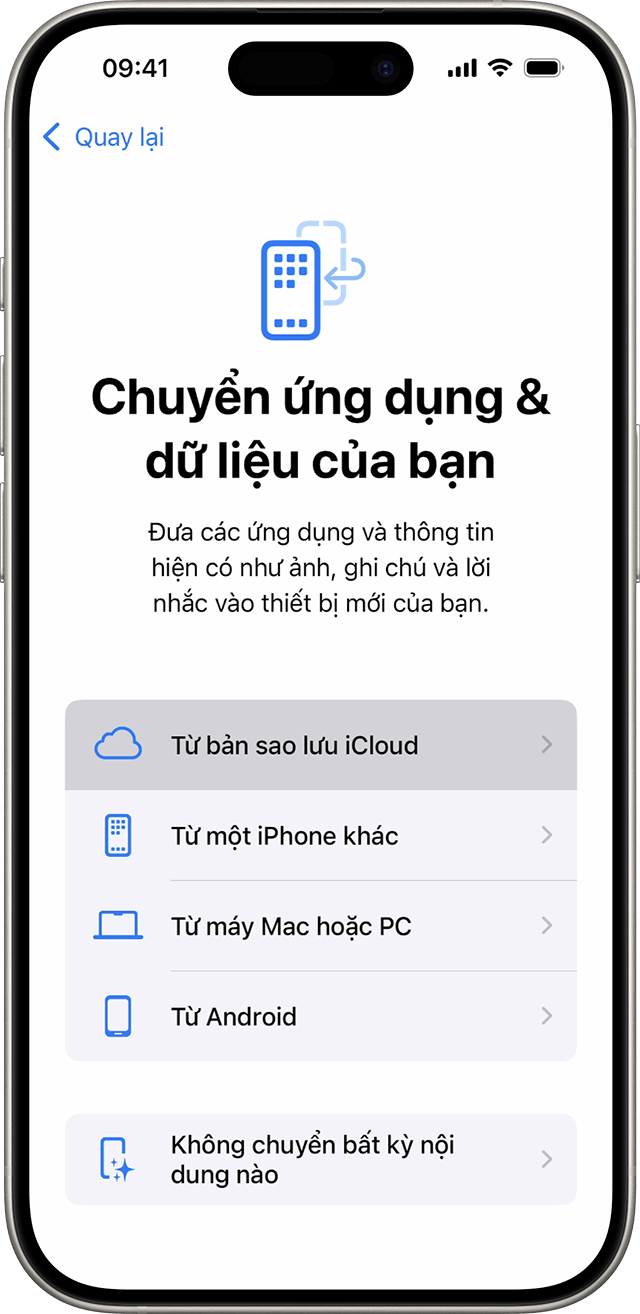 iPhone hiển thị màn hình Ứng dụng & dữ liệu khi chọn mục "Khôi phục từ bản sao lưu iCloud"