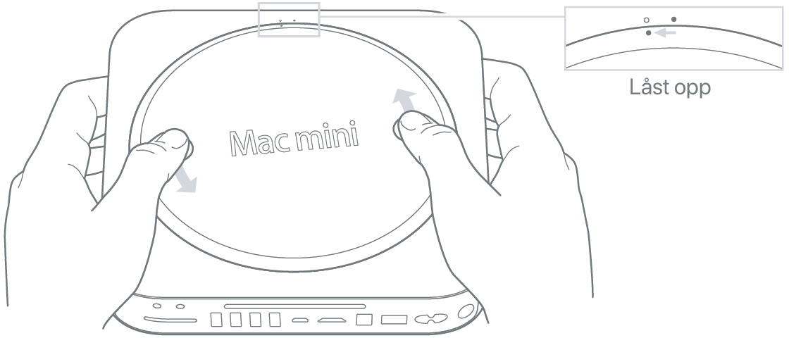 Twee handen die het deksel aan de onderkant van een Mac mini opendraaien